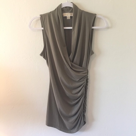 MK Green Rouched Top - Picture 2 of 7